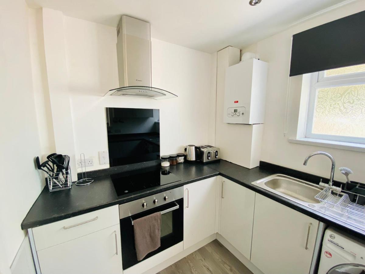 Emerald Living, 4 Bedrooms In The Heart Of Swansea, Close To Beaches! Exteriör bild