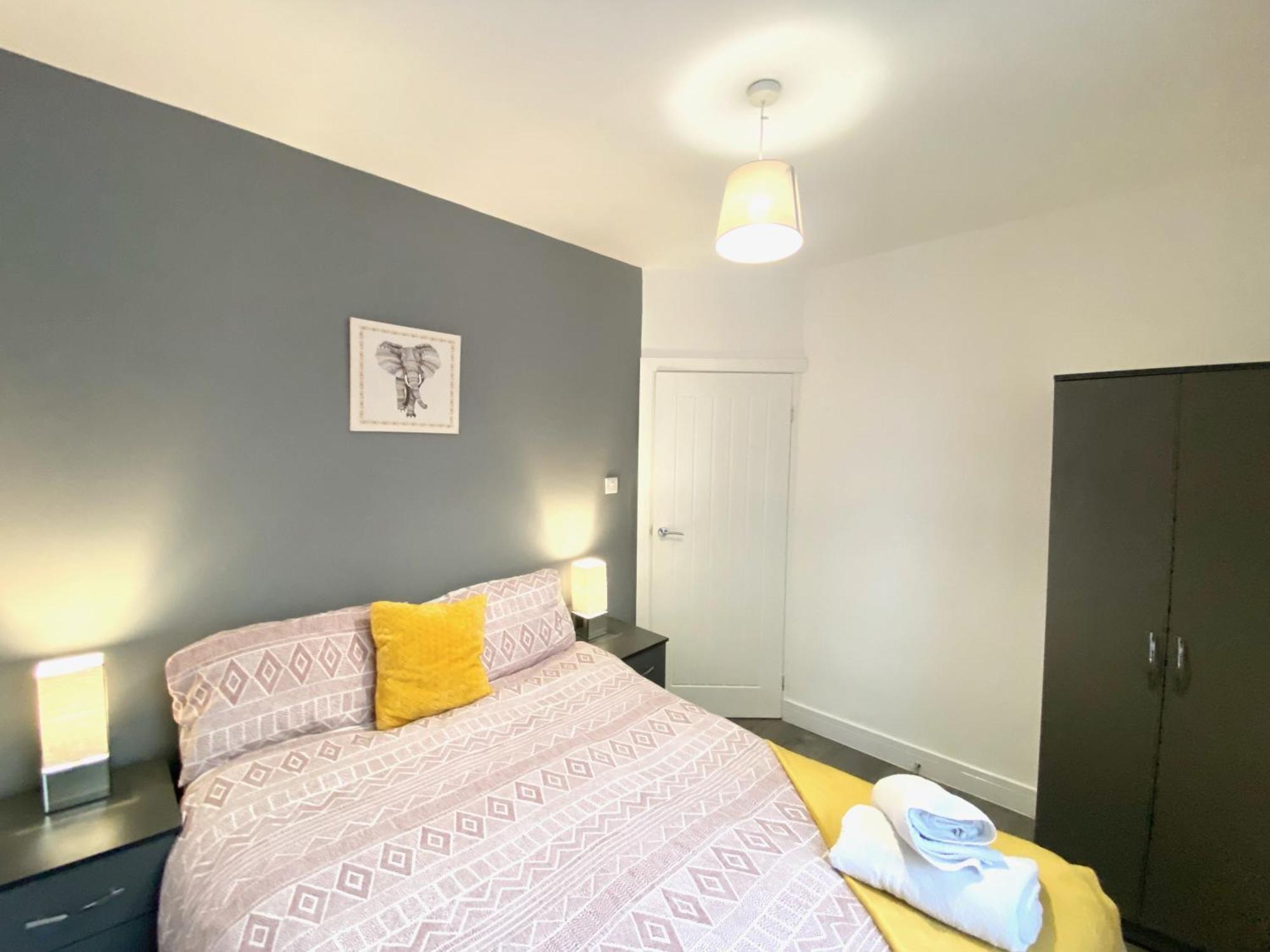 Emerald Living, 4 Bedrooms In The Heart Of Swansea, Close To Beaches! Exteriör bild
